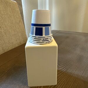 Vintage Dixie Bathroom Cup Pop‎ Up Dispenser Holder Beige Plastic 3oz